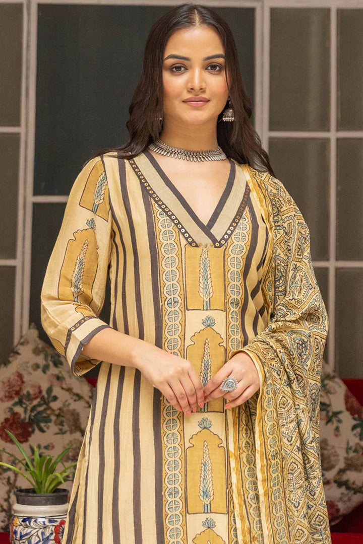 Ethnic Office Outfits For Women