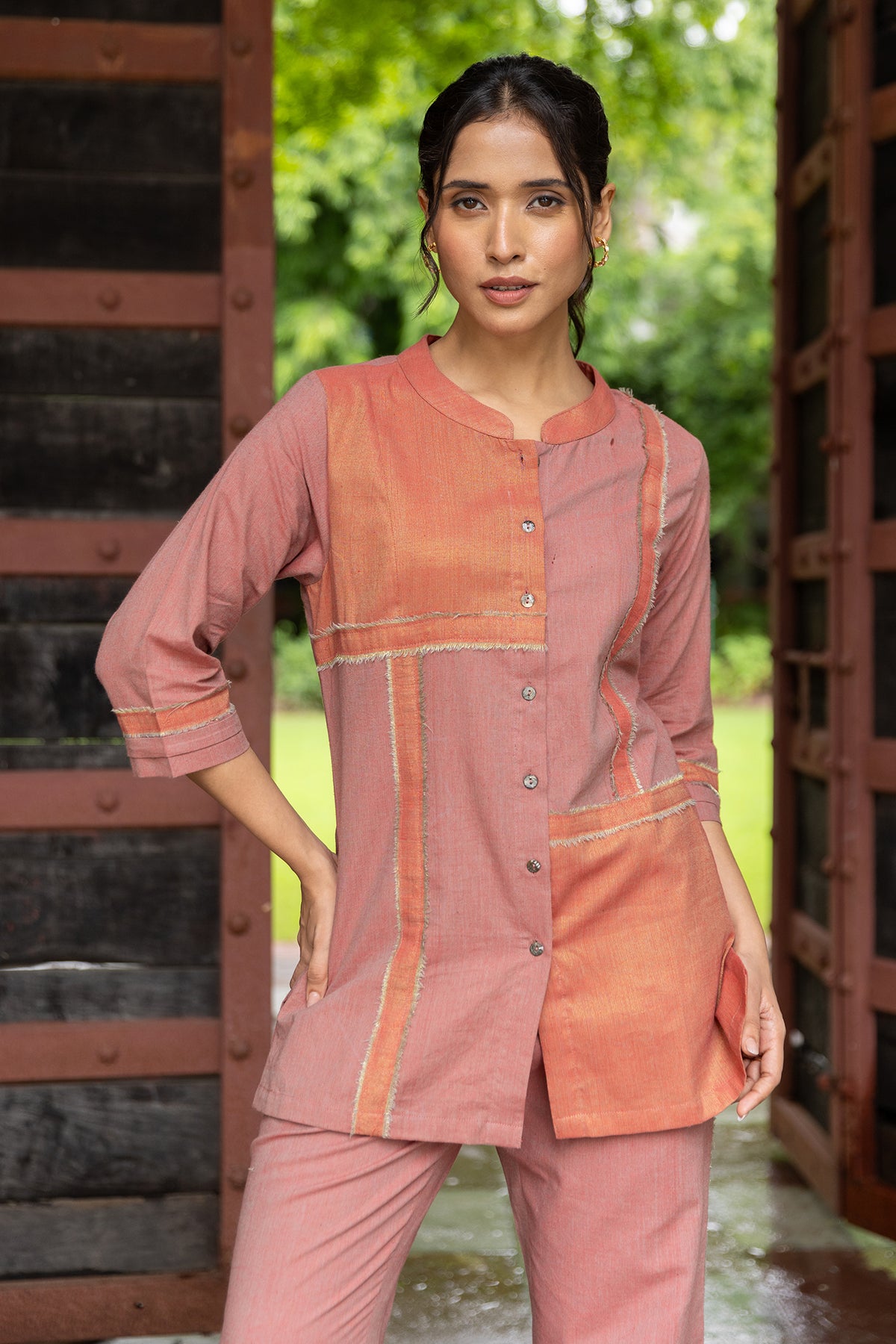 mid-length cotton shirt with zari detailing