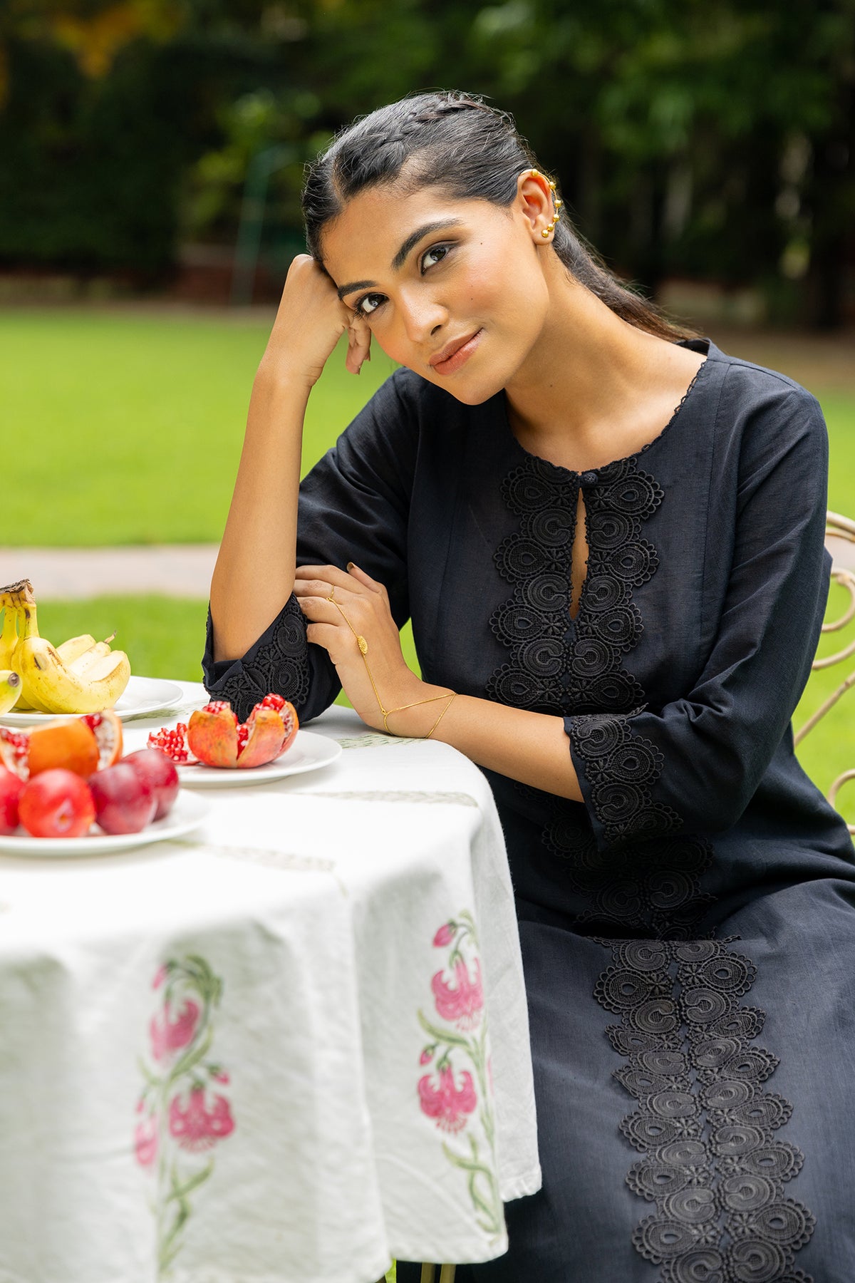 Ethnic Wear black linen Co-ord set with lace detailing