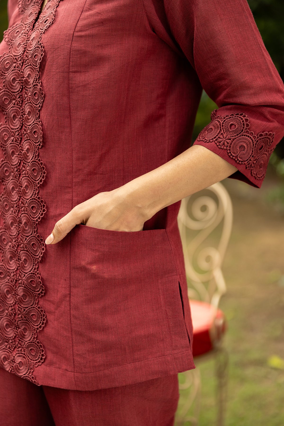 Handwoven Maroon Linen Kurti with Lacework and Qureshia Buttons