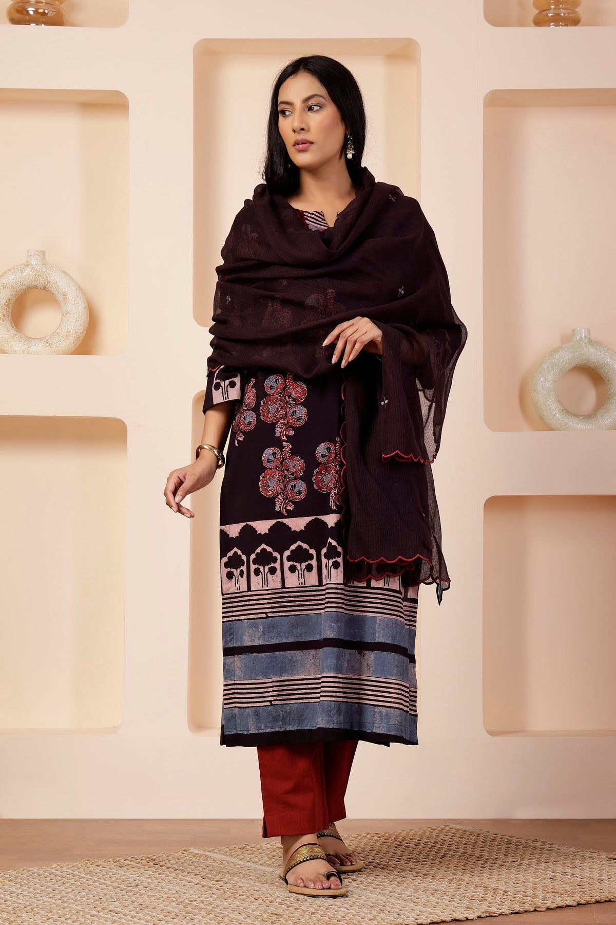Midnight Plum Cotton Kota Doria Dupatta with Scalloped Embroidery
