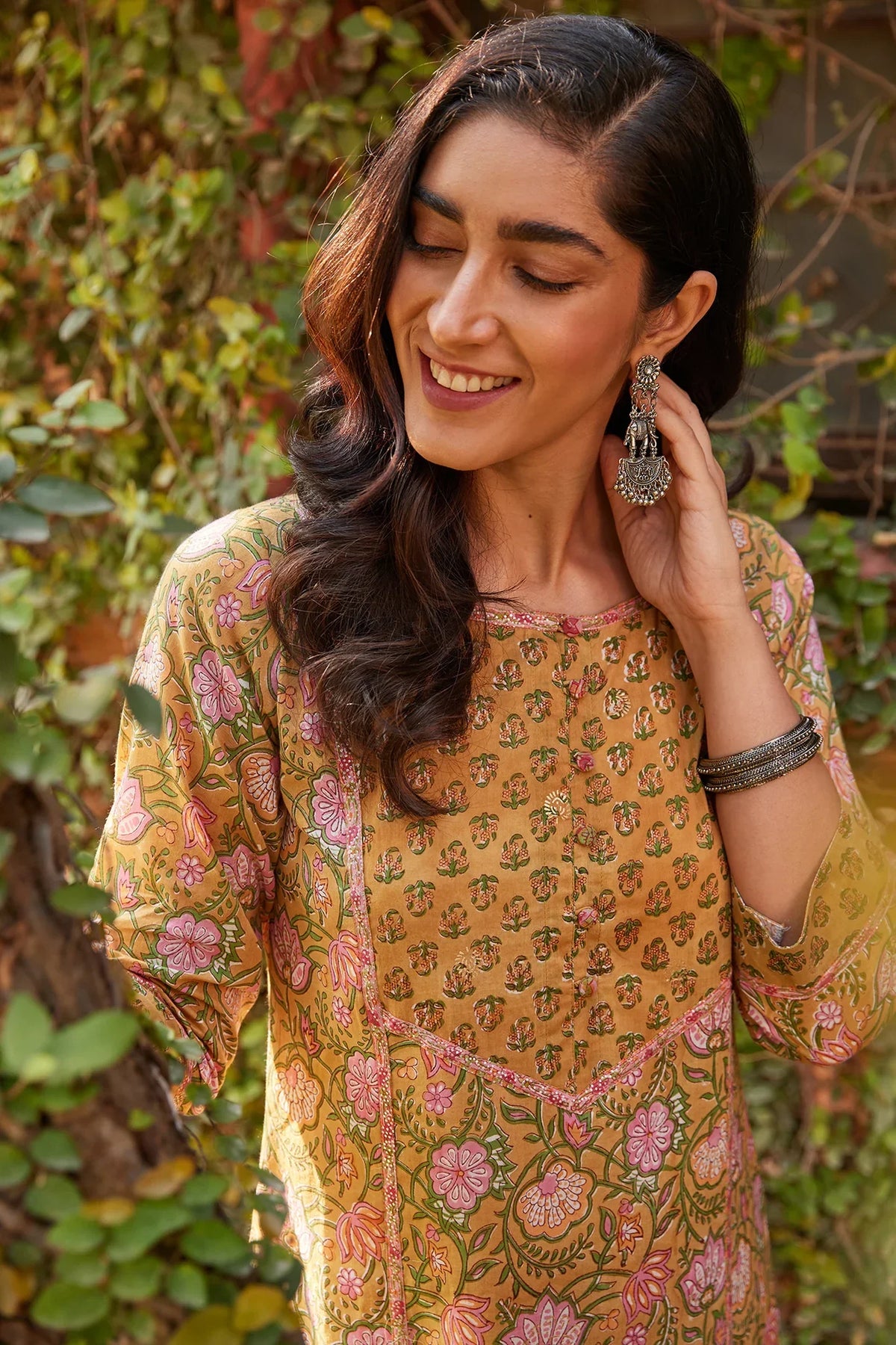 From Office to Festivals: Kurtas & Co-ord Sets for Women That Work Everywhere