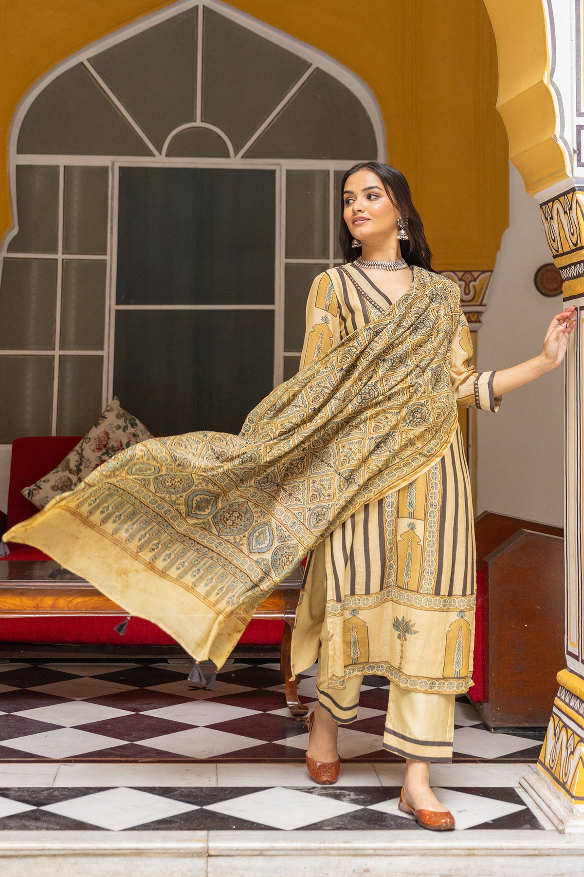 Women's mul chanderi printed suit 