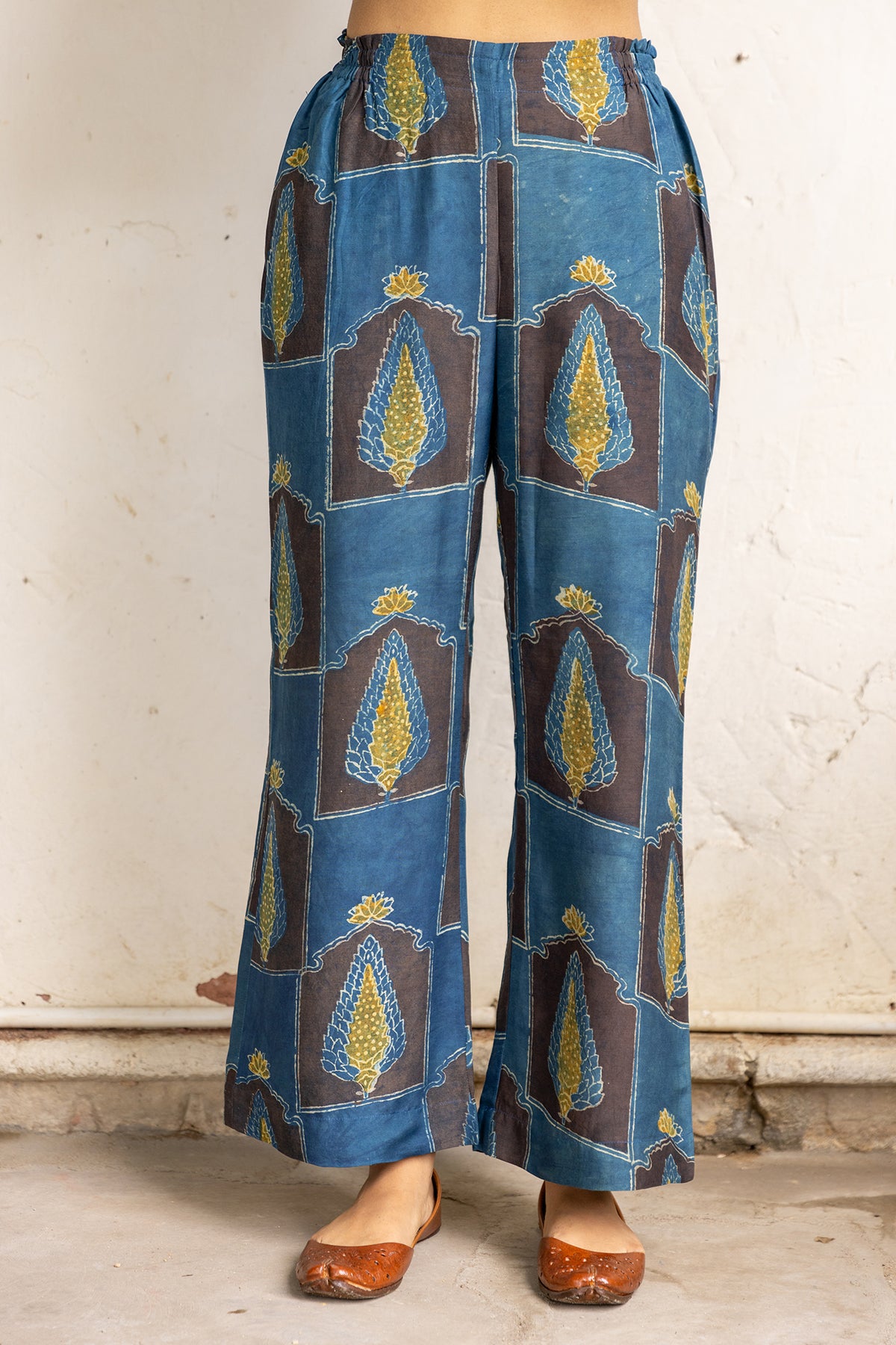 Soft Muslin Bagru Print Bell Bottom Pants