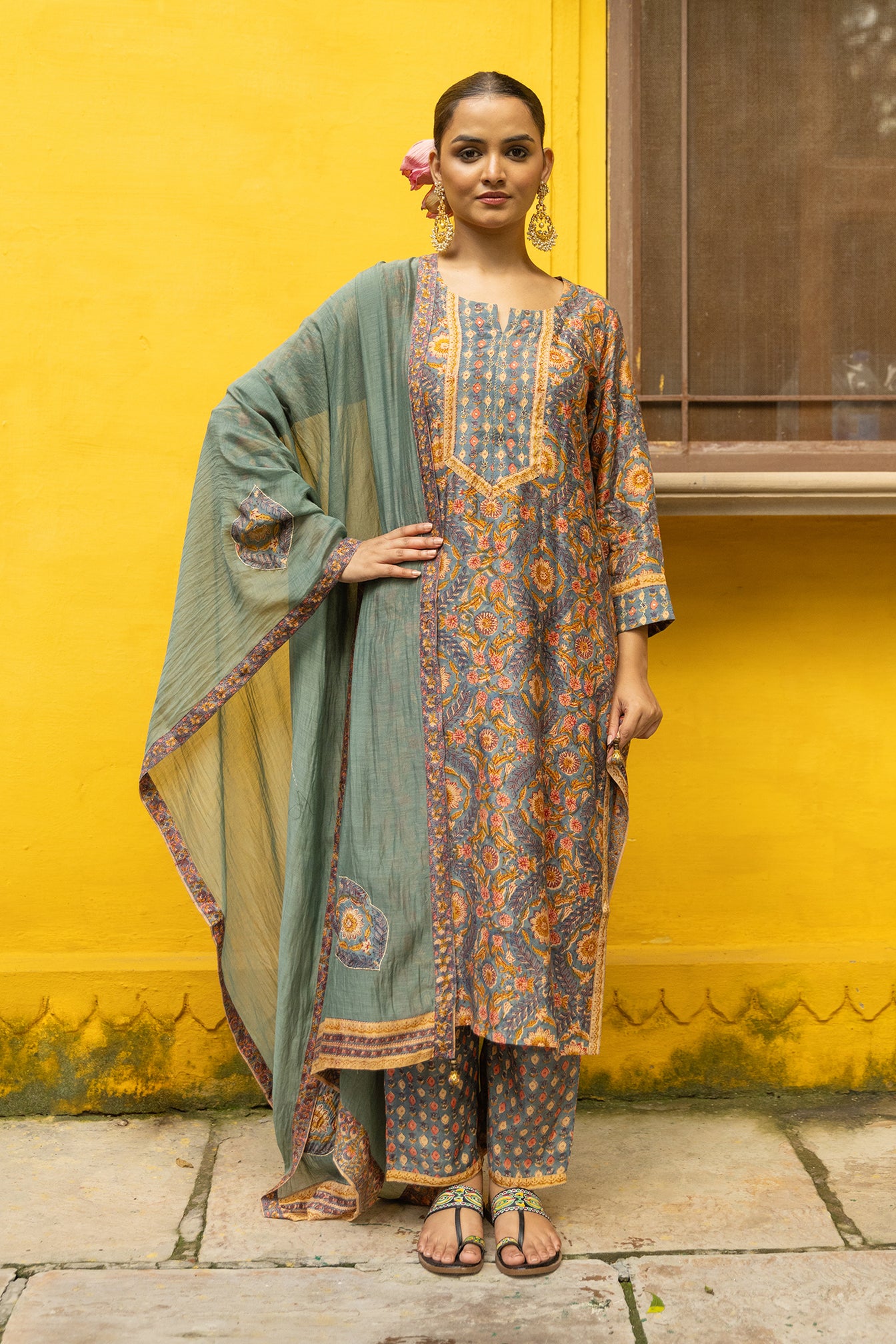Muslin Suit for women