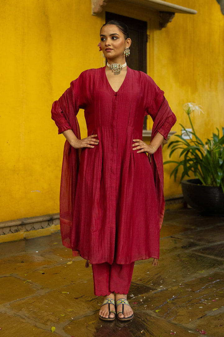 Chanderi Dart Kurta Suit Set with matching dupatta