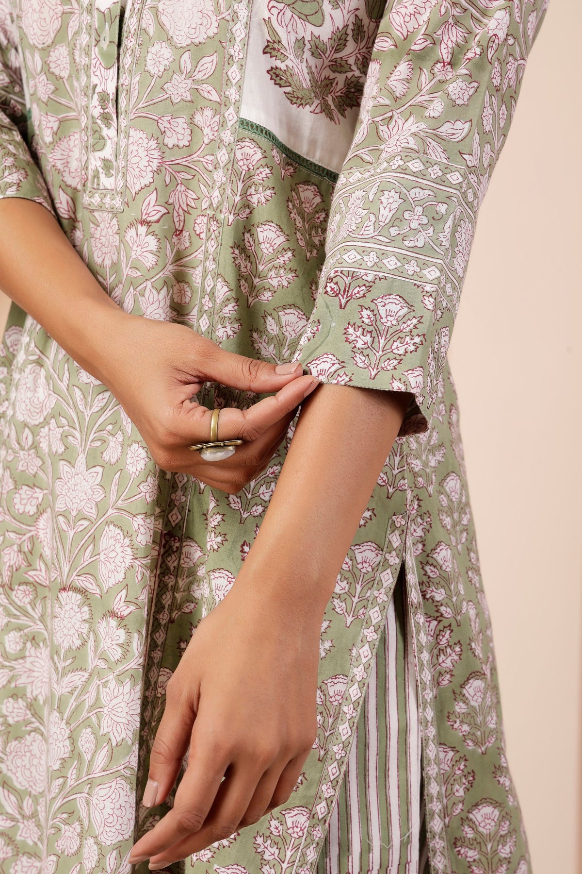Sage Green Handblock Print Shoulder-Motif Kurta