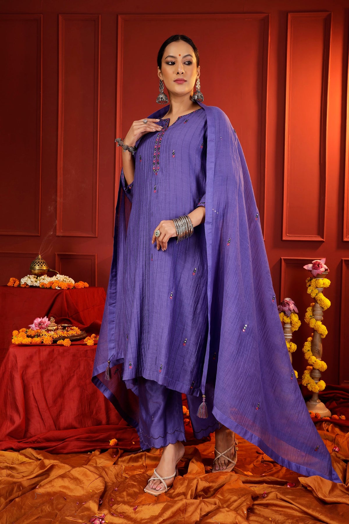 Lavender Chanderi Kurta Set with Pintuck & Mirror-Work Accents