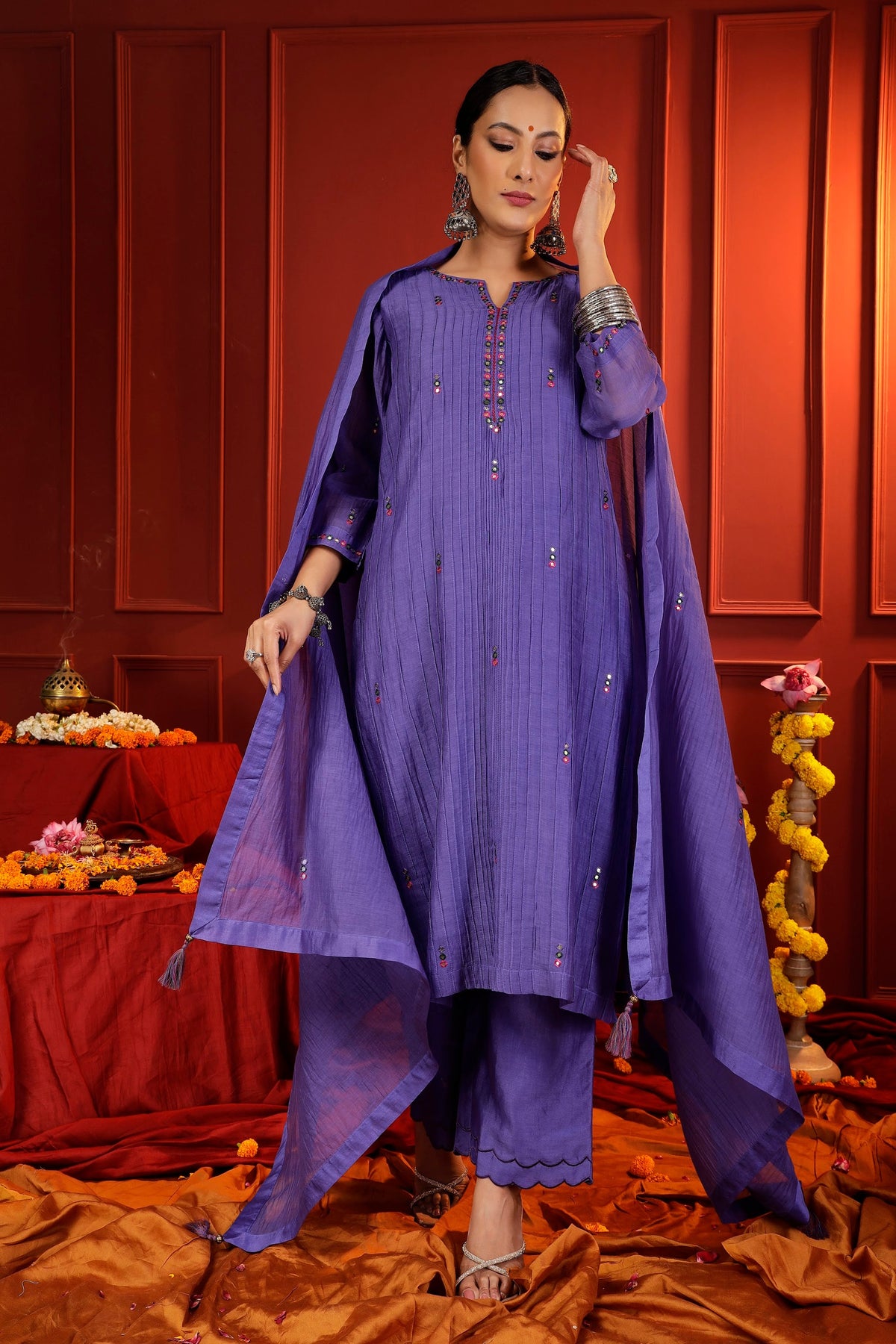 Lavender Chanderi Kurta Set with Pintuck & Mirror-Work Accents