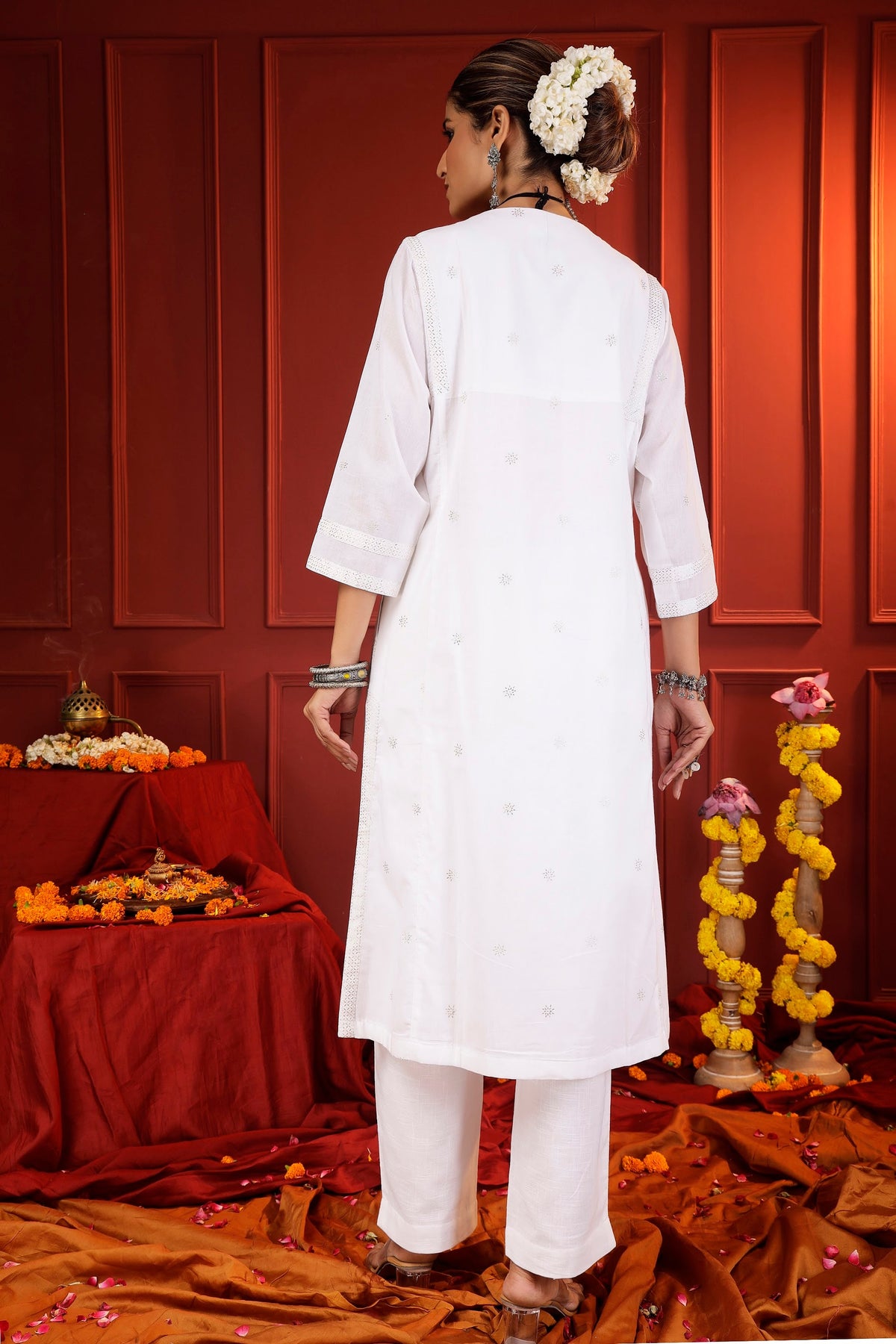 White Kalidaar Kurta with Micro Pintucks & Zari Thread