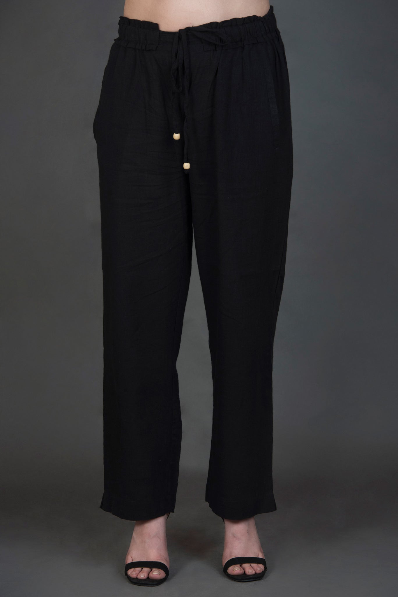 Black Solid Pants with pocket