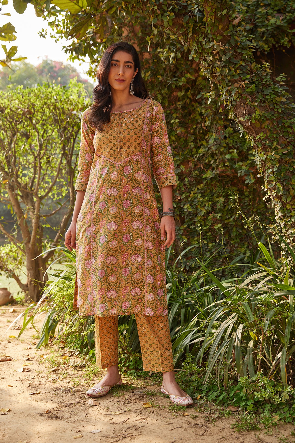 Mustard Block Printed Straight Kurta With Pink Butti
