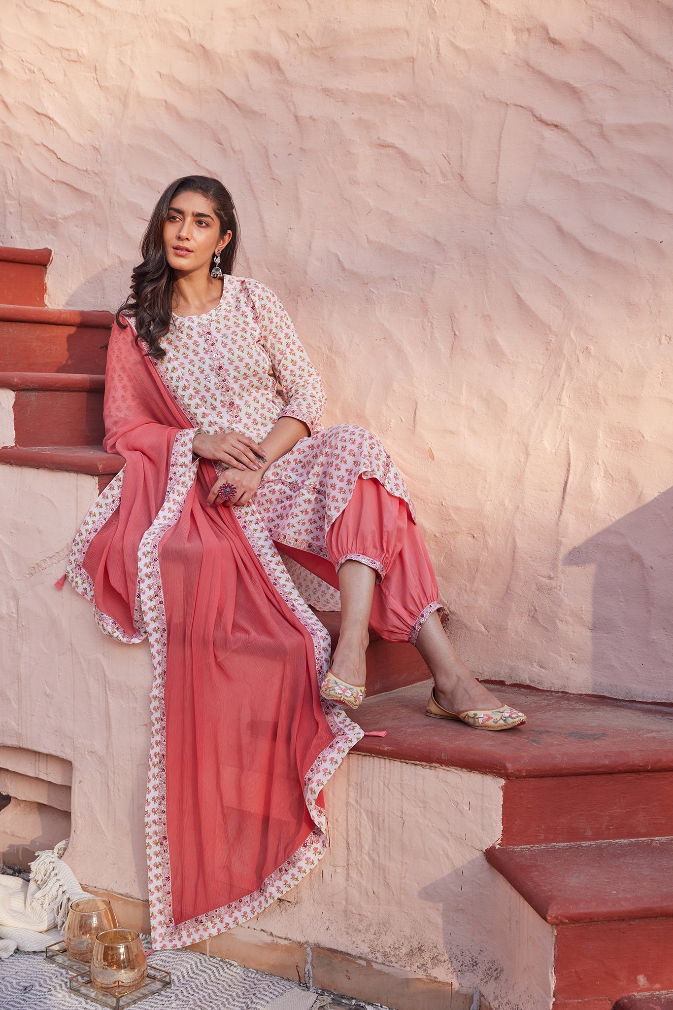 Solid Pink Chiffon Dupatta With Contrast Border