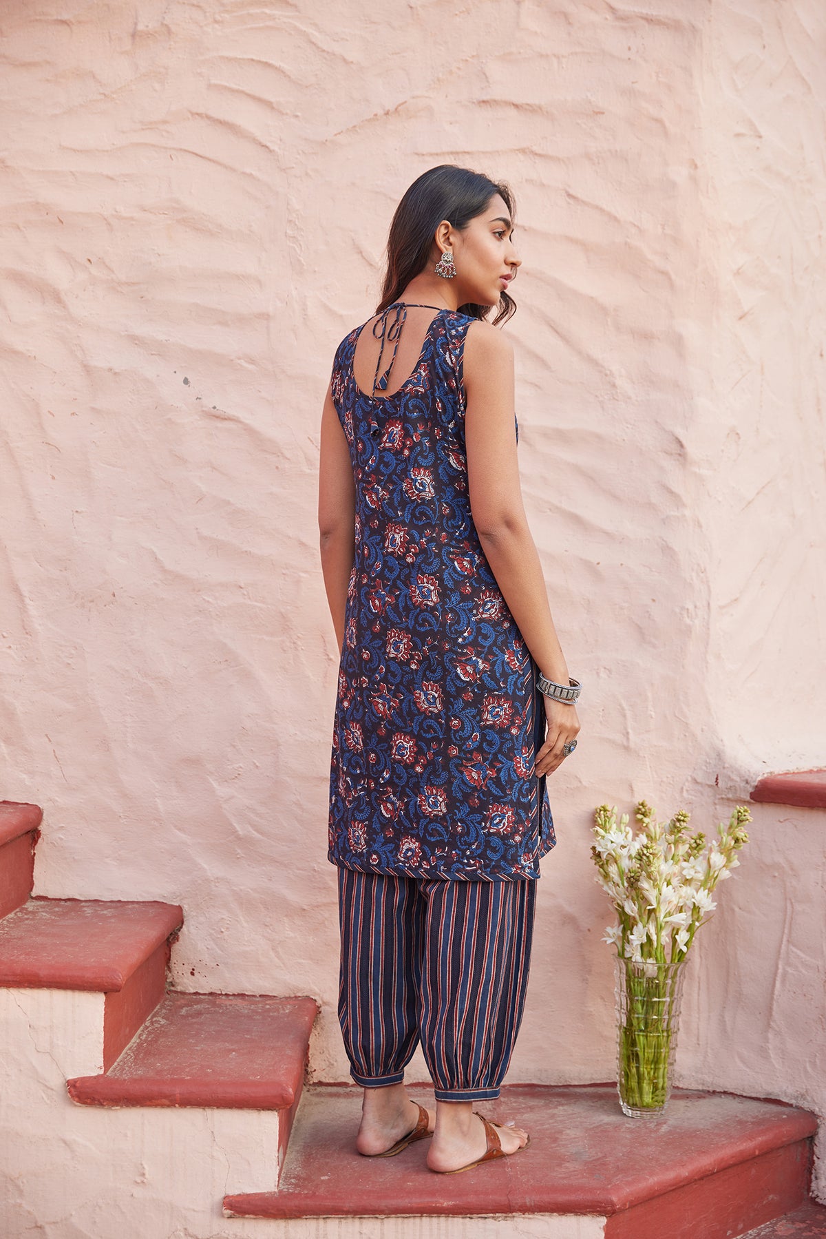 Printed Kurta Set With Cuffed Salwar Pant and Dupatta