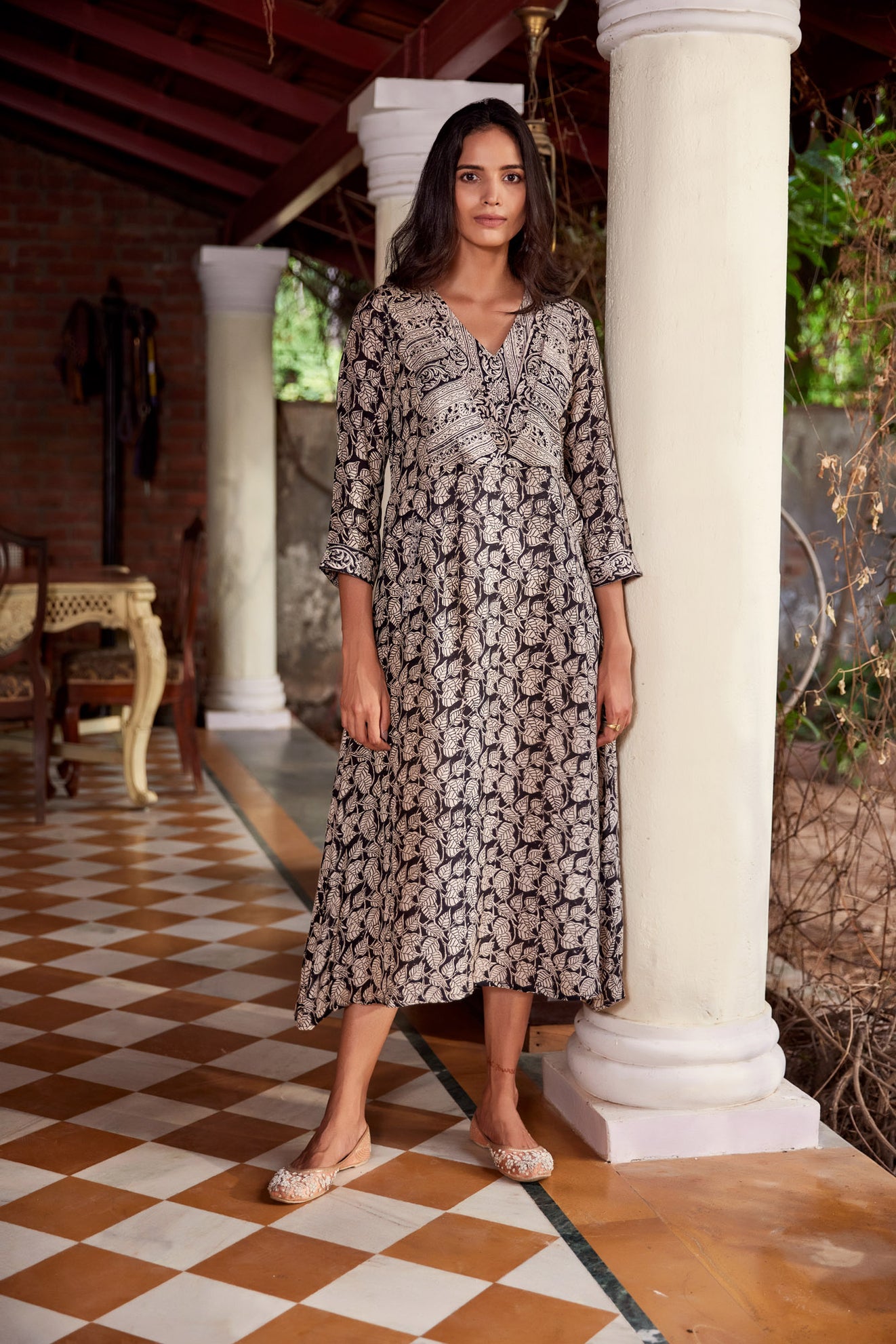 Flowy Hand Blocked Kalamkari Print Dress With Pockets